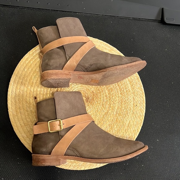 Steven Alan Nubtuck leather Buckle Ankle Boots Size 39 - Picture 6 of 12